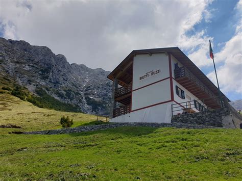 rifugio bietti buzzi webcam